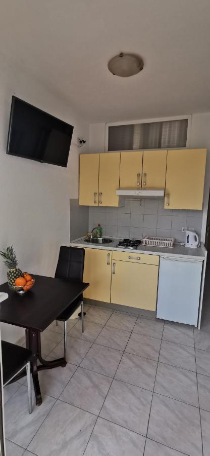 Apartments Lorenco 布雷拉 外观 照片